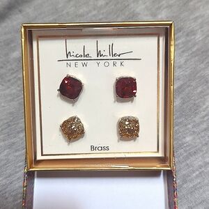 NWOT- Nicole Miller Stud Earrings